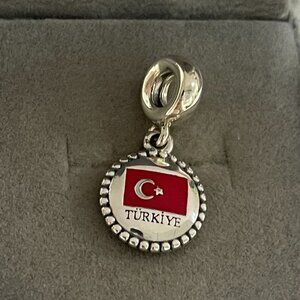 Pandora TÜRKİYE Flag Dangle Charm Exclusive Pendant